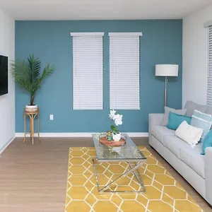 https://amazing-2-bed-2bath-w-parking.topanaheimhotels.com