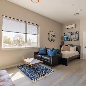 https://apt-sunny-studio-food-carts-coffee-bars.portland-hotels.info