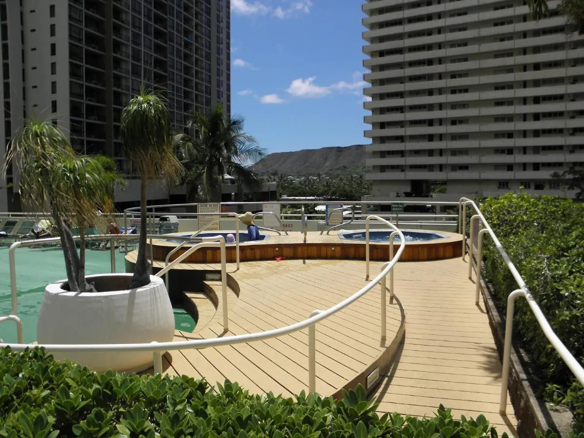 Tropical Bliss, Mountain View Condo Near Waikiki Beach With Free Parking Honolulu