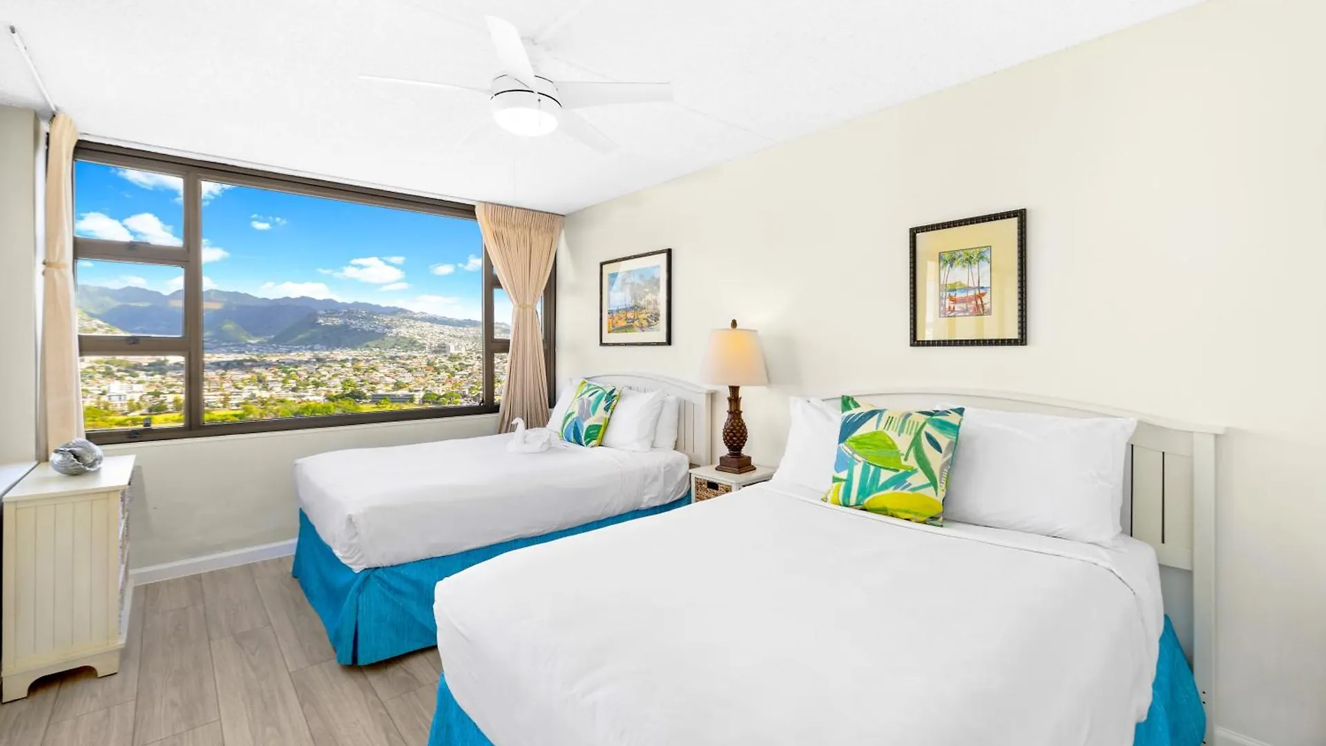 Tropical Bliss, Mountain View Condo Near Waikiki Beach With Free Parking Honolulu Apartment